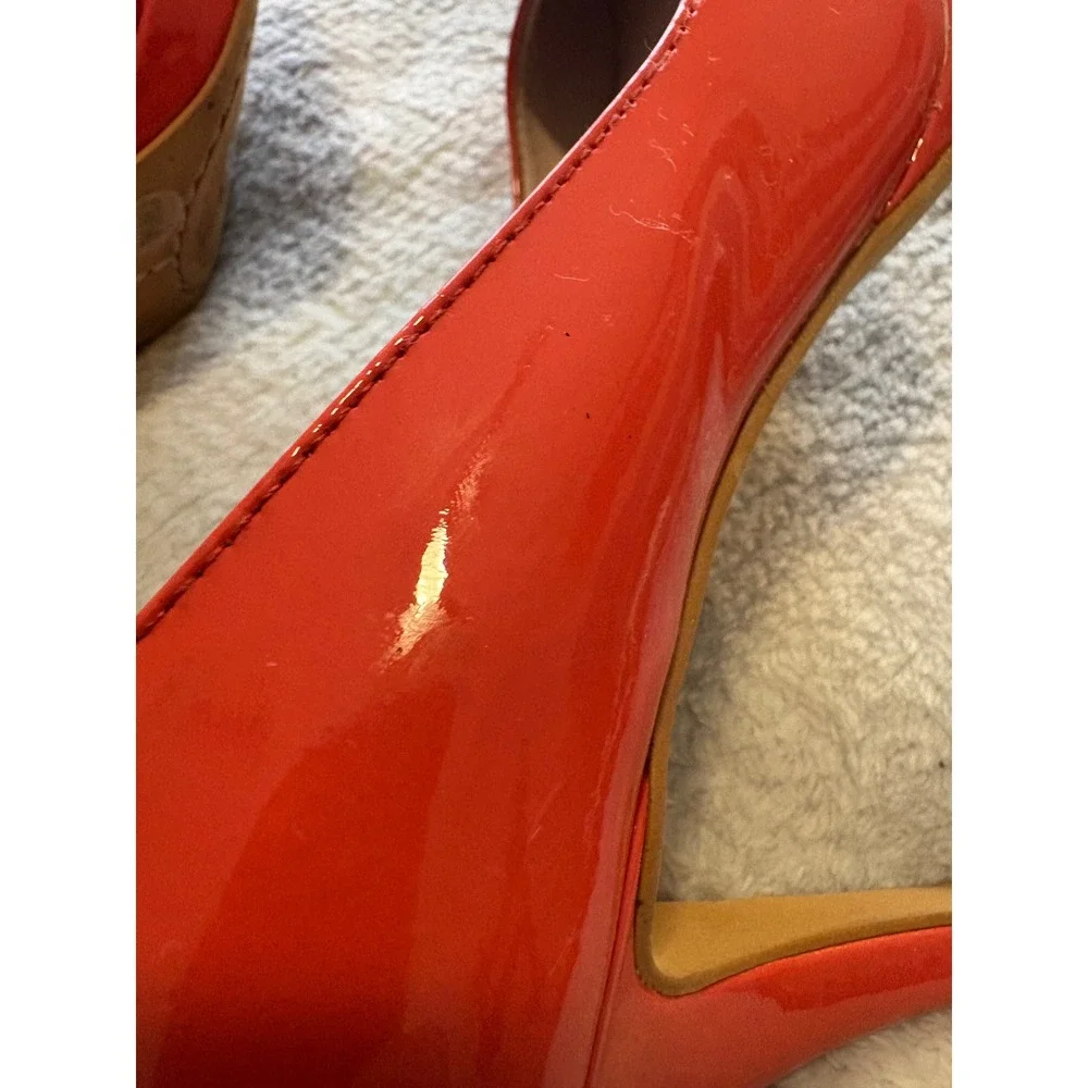 Vince Camuto Womens Coral Orange Patent Leather Pumps Almond‎ Toe Heel Size 4.5